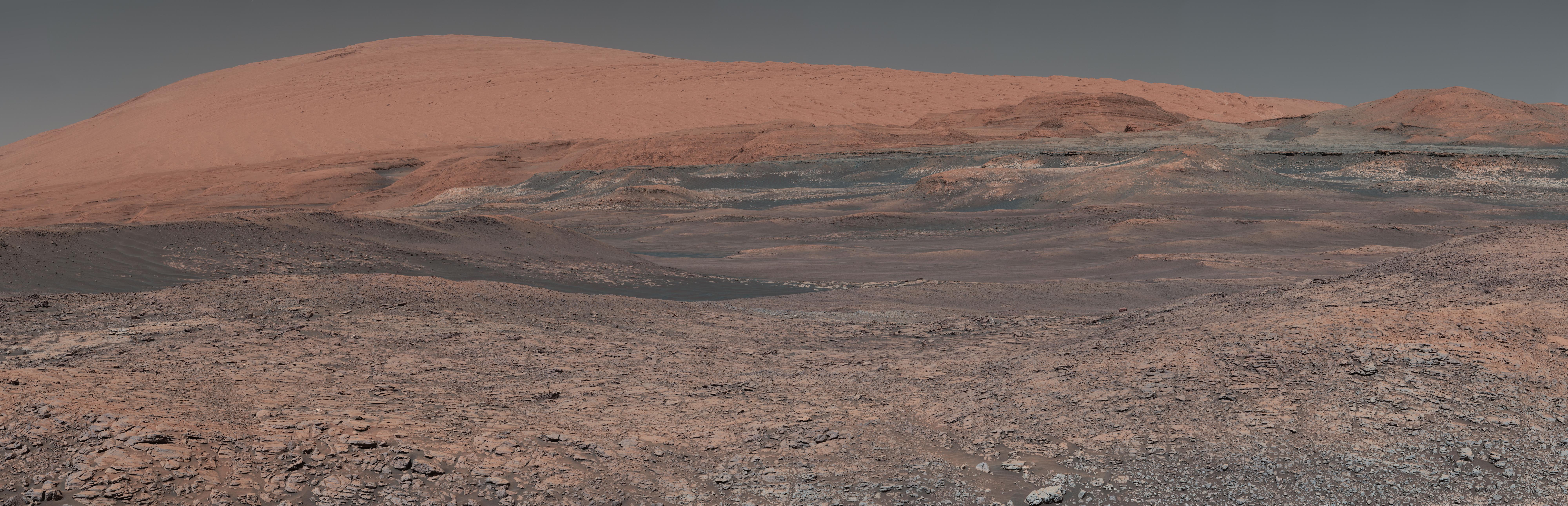 Mount Sharp photographed by Mars Curiosity rover in January 2018 © NASA/JPL-Caltech/MSSS