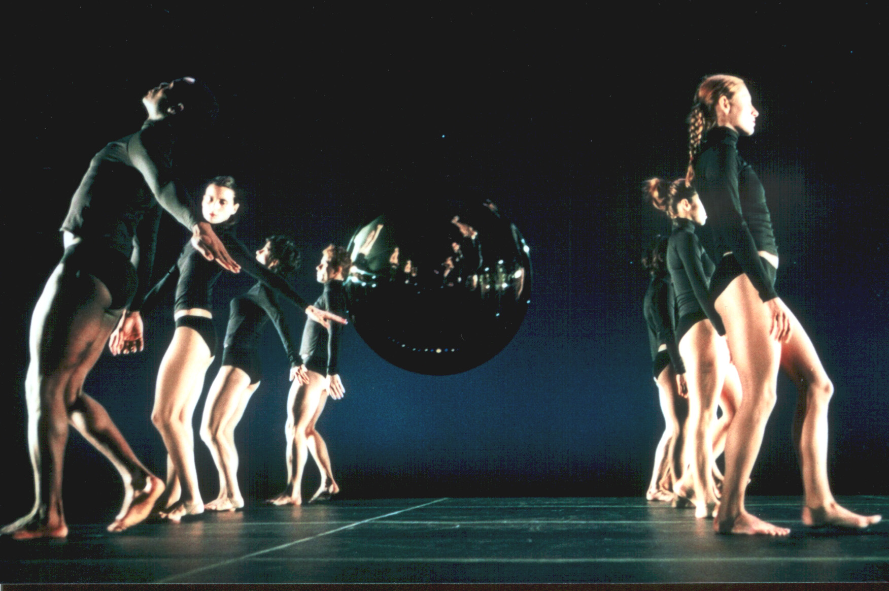 Image from Stephen Petronio and Anish Kapoor collaboration, Strange Attractors (2000).